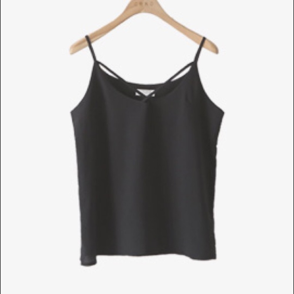 NEW cherrykoko sleeveless top